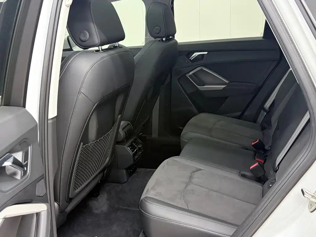 Audi Q3 — миниатюра 16