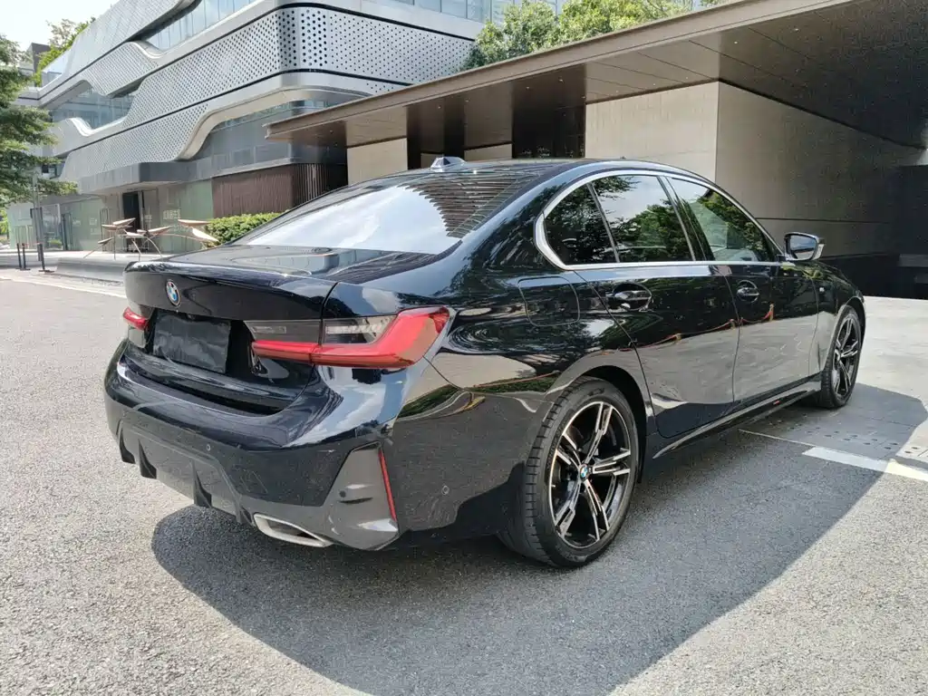 BMW 3 Series — миниатюра 5