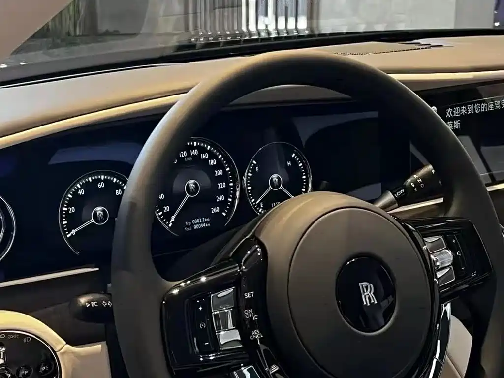 Rolls-Royce Ghost — миниатюра 9