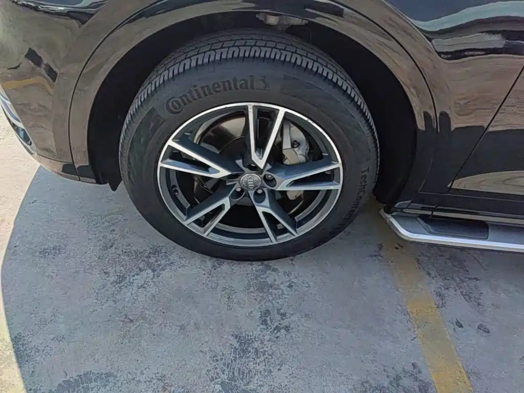 Audi Q5L — миниатюра 23