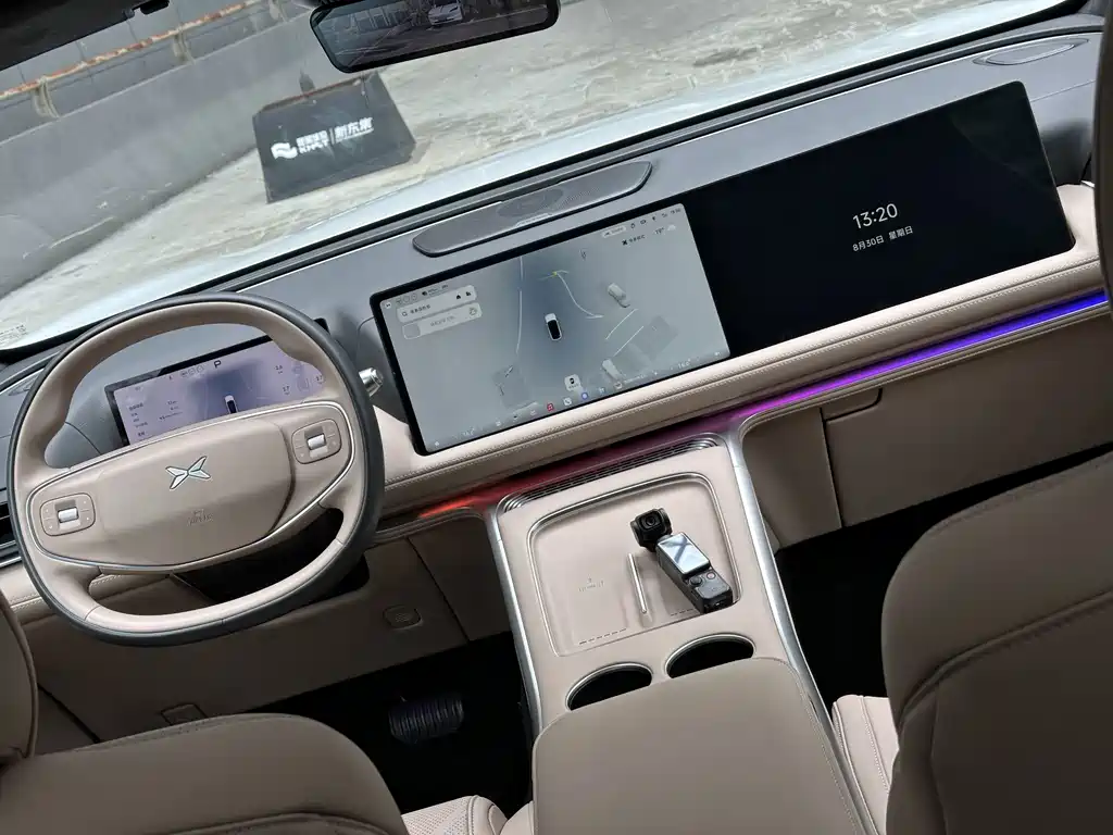 XPeng G9 — миниатюра 12