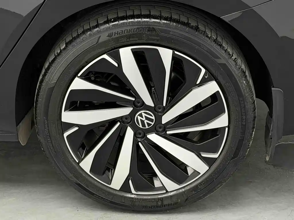 Volkswagen Passat 2024 380TSI Elite