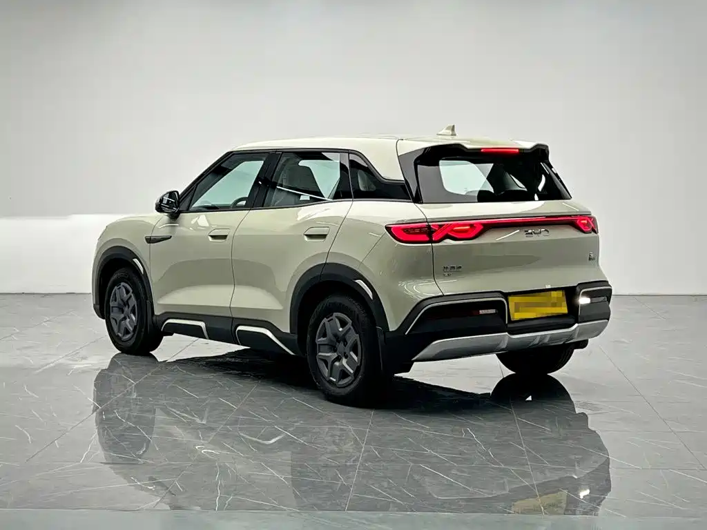 BYD Yuan UP — миниатюра 4