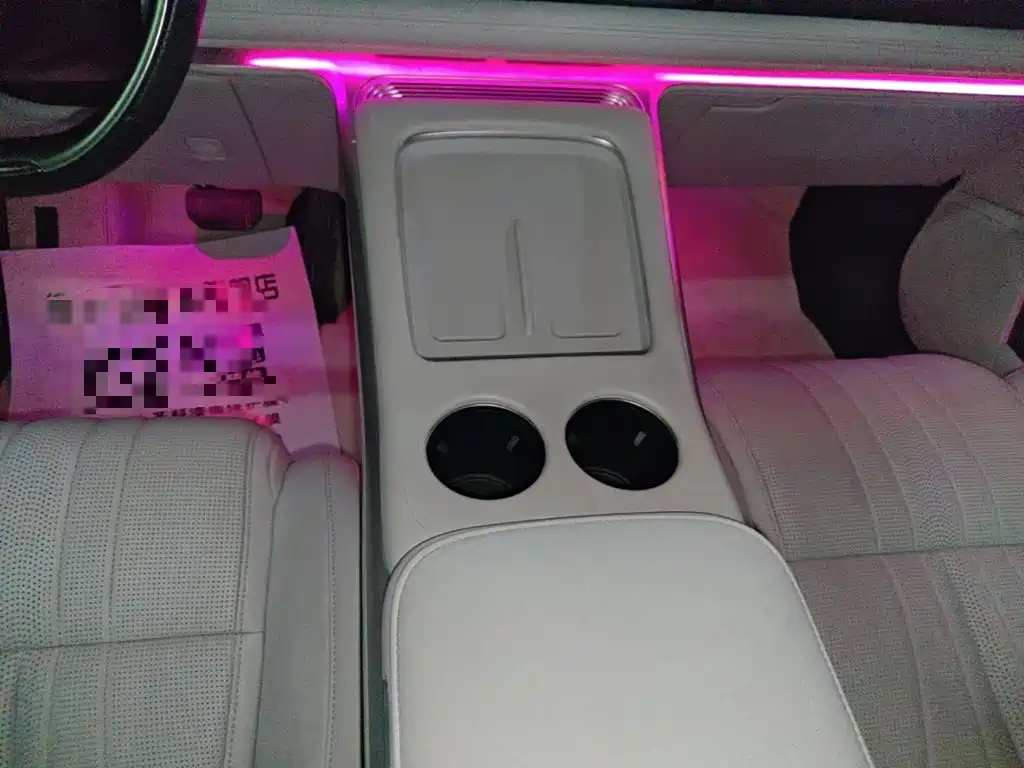 XPeng G9 — миниатюра 14