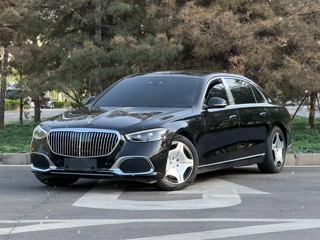 Mercedes-Benz S-Class 2024