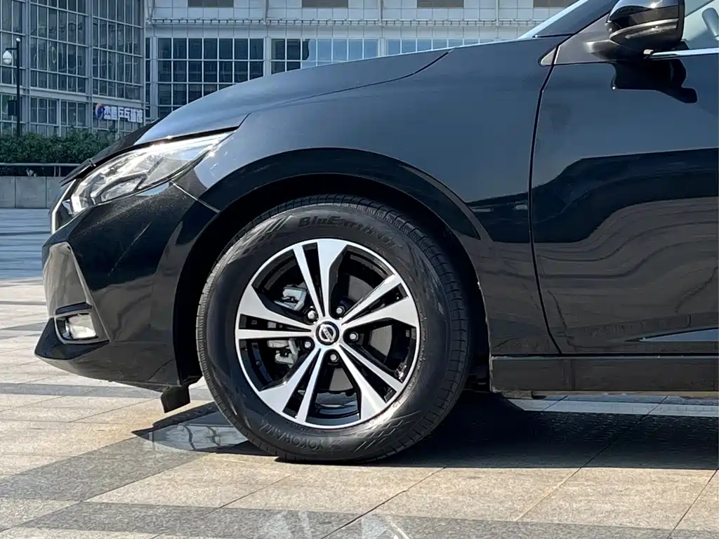Nissan Sylphy — миниатюра 8