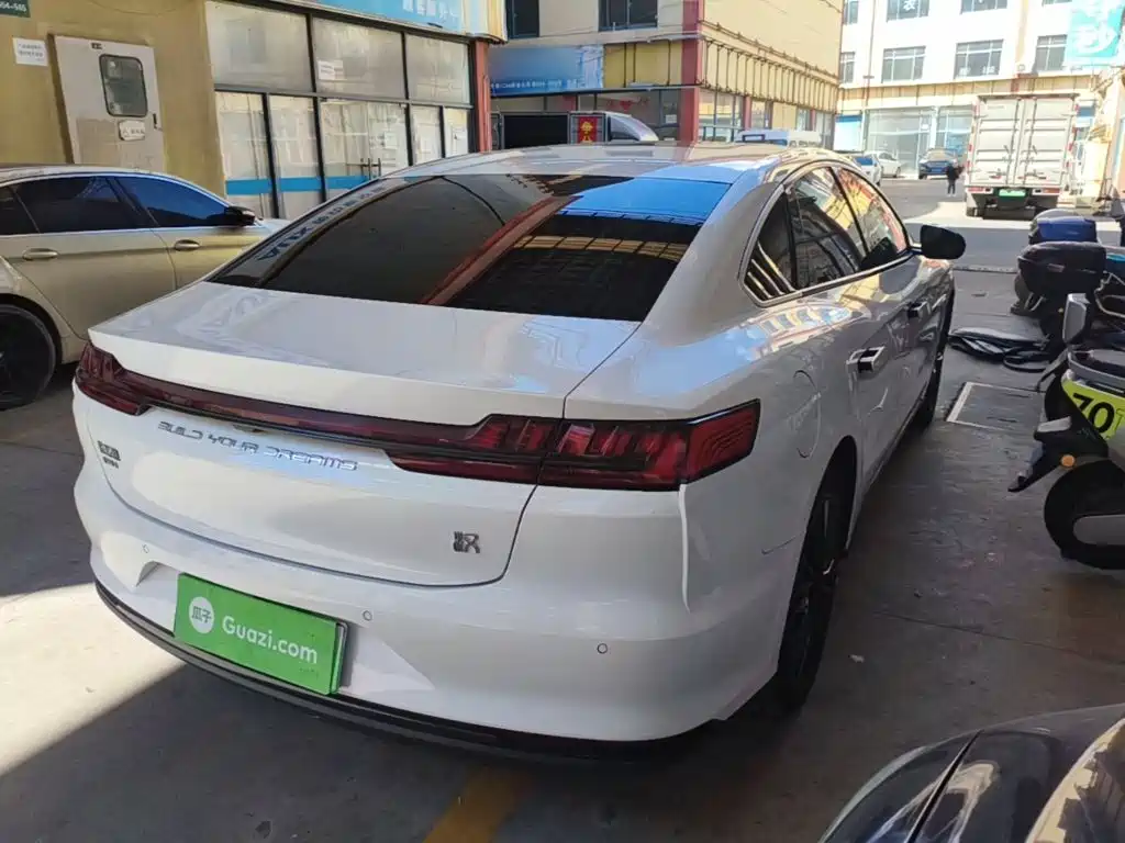 BYD Han — миниатюра 7