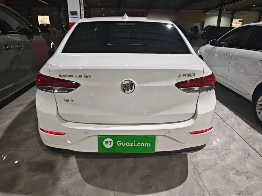 Buick Excelle — миниатюра 6