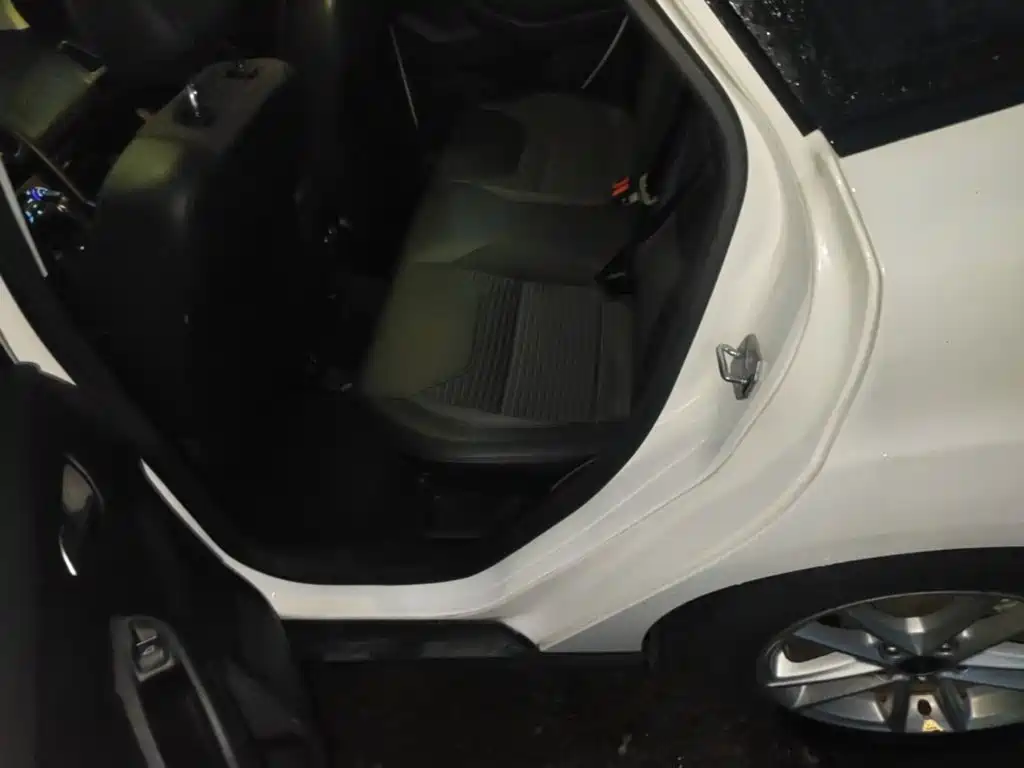Ford Focus — миниатюра 13