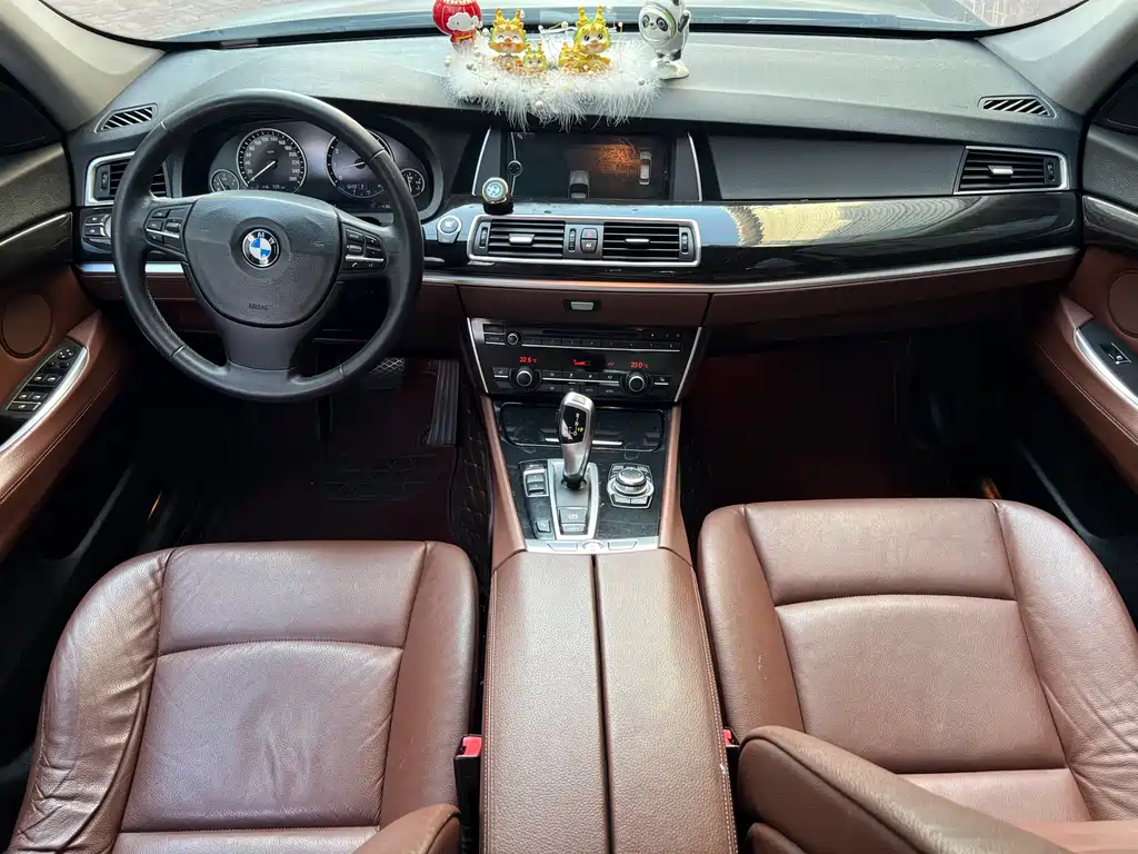 BMW 5 Series GT — миниатюра 5