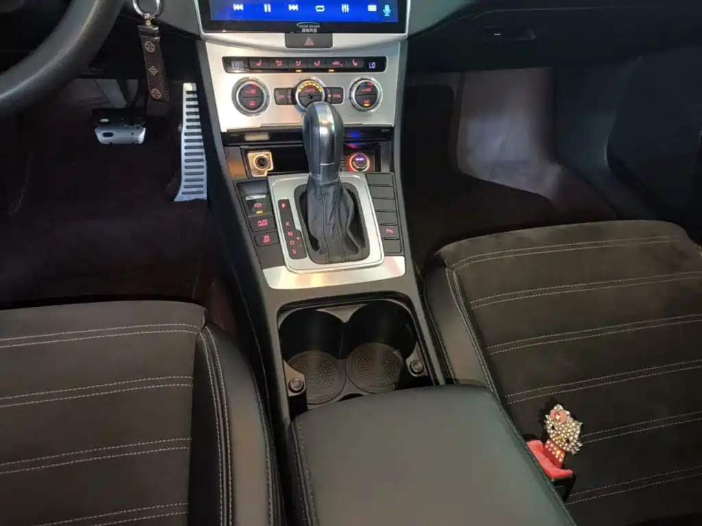 Volkswagen CC — миниатюра 14