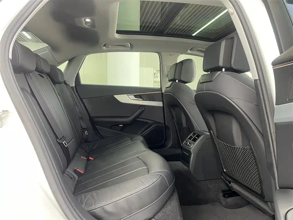 Audi A4L 2020 40 TFSI Luxury