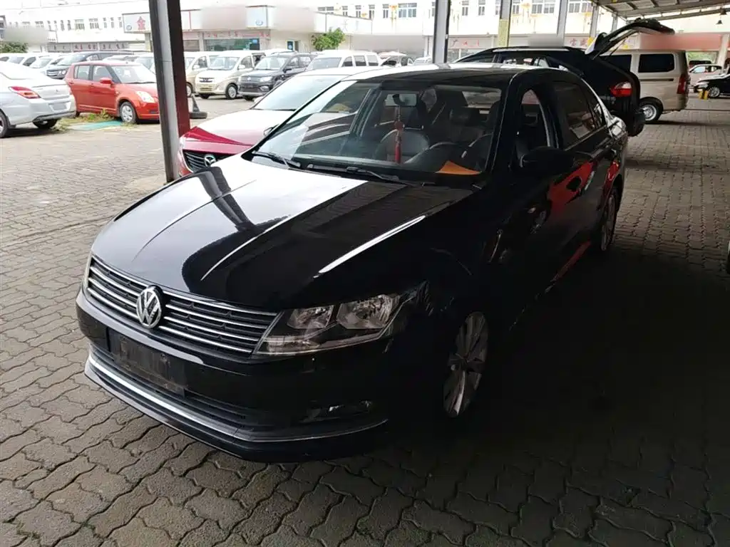 Volkswagen Lavida 2015