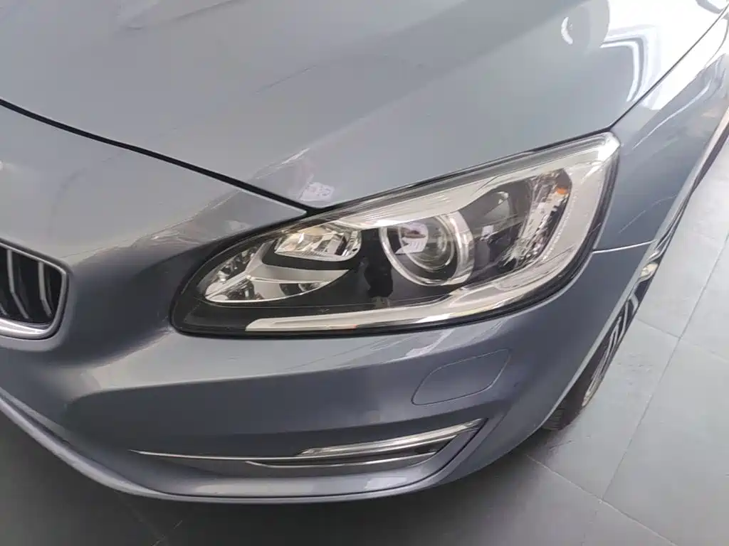 Volvo S60 — миниатюра 24