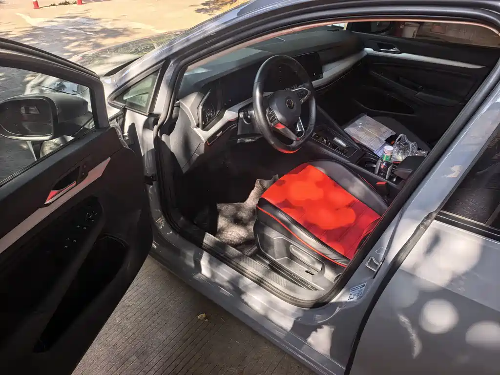 Volkswagen Golf — миниатюра 4