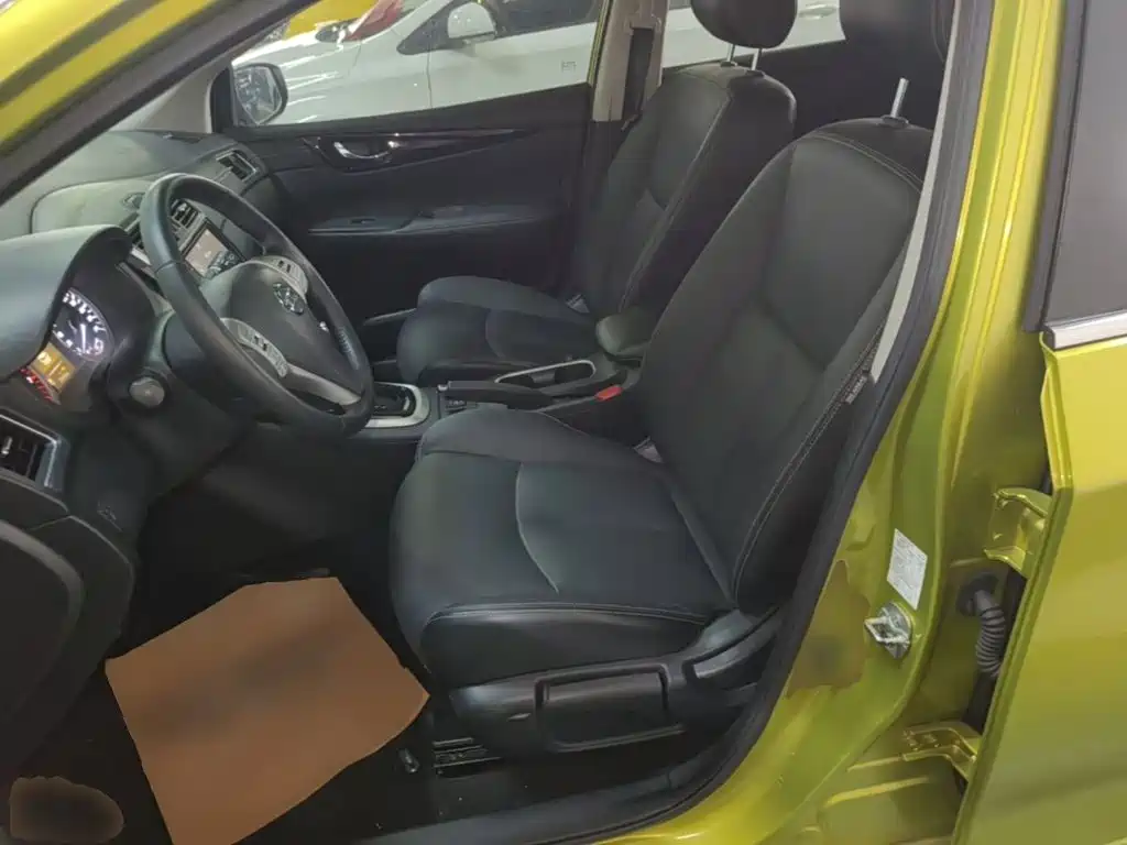 Nissan Tiida — миниатюра 15