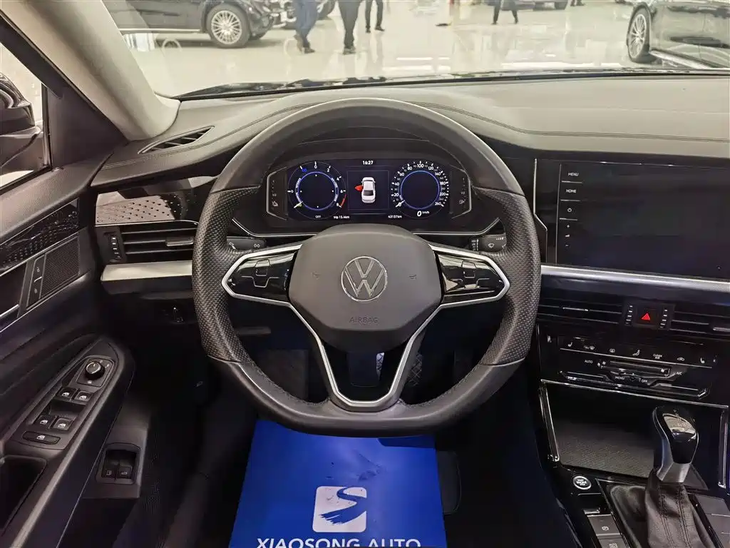 VOLKSWAGEN PASSAT NEW ENERGY