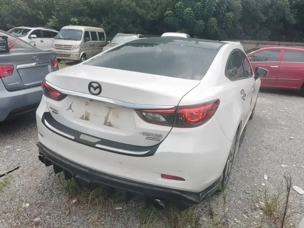 Mazda Atenza — миниатюра 7