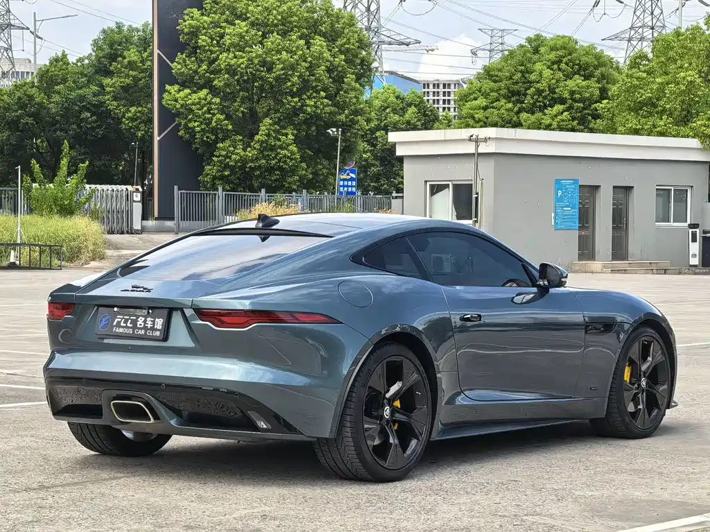 Jaguar F-TYPE — миниатюра 5