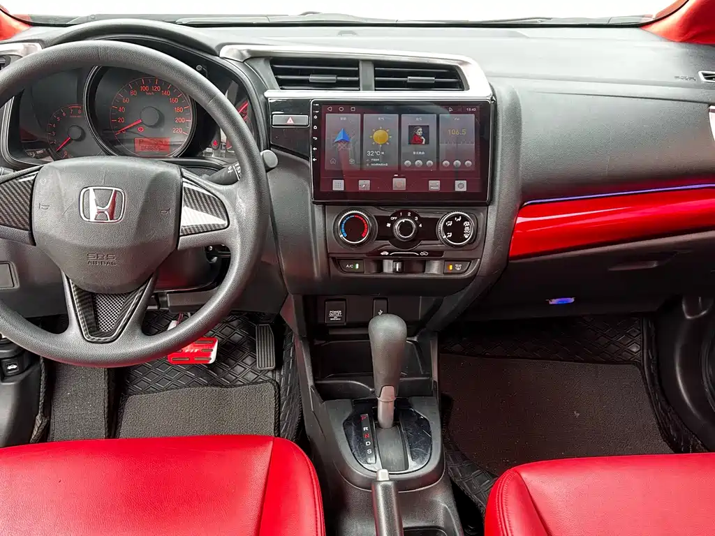 Honda Fit — миниатюра 14