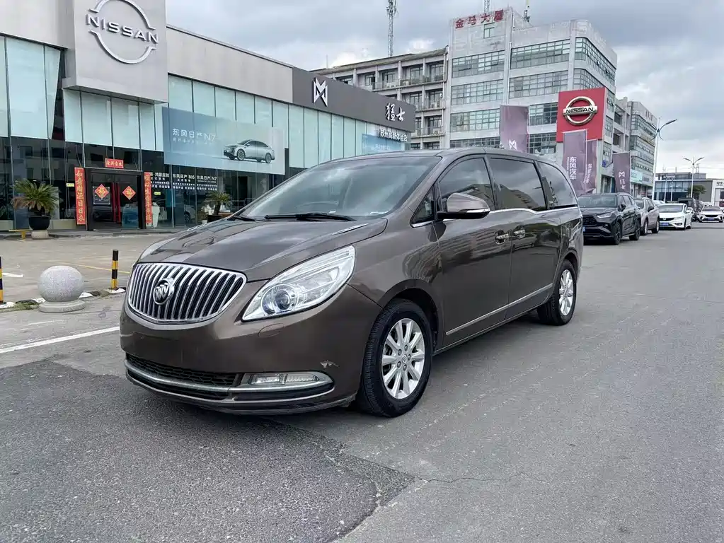 Buick GL8 2012