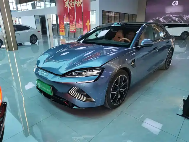 BYD SEAL 2025