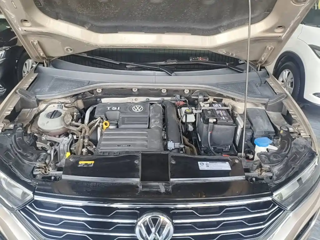 Volkswagen T-Roc — миниатюра 20