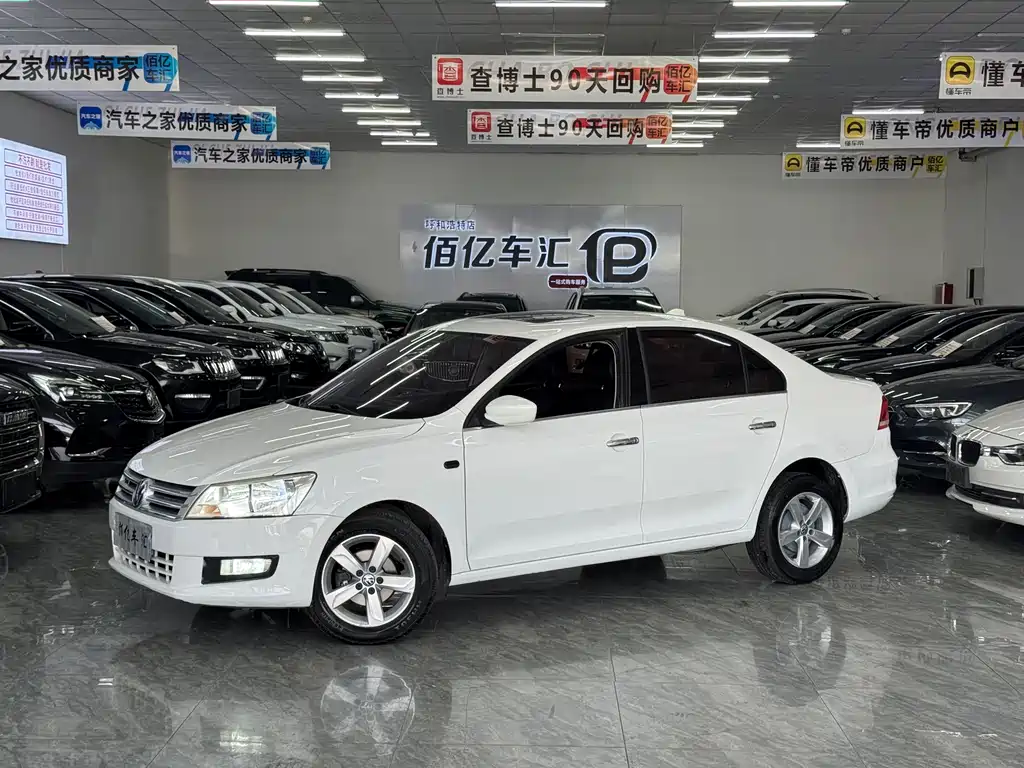 Volkswagen Santana 2014