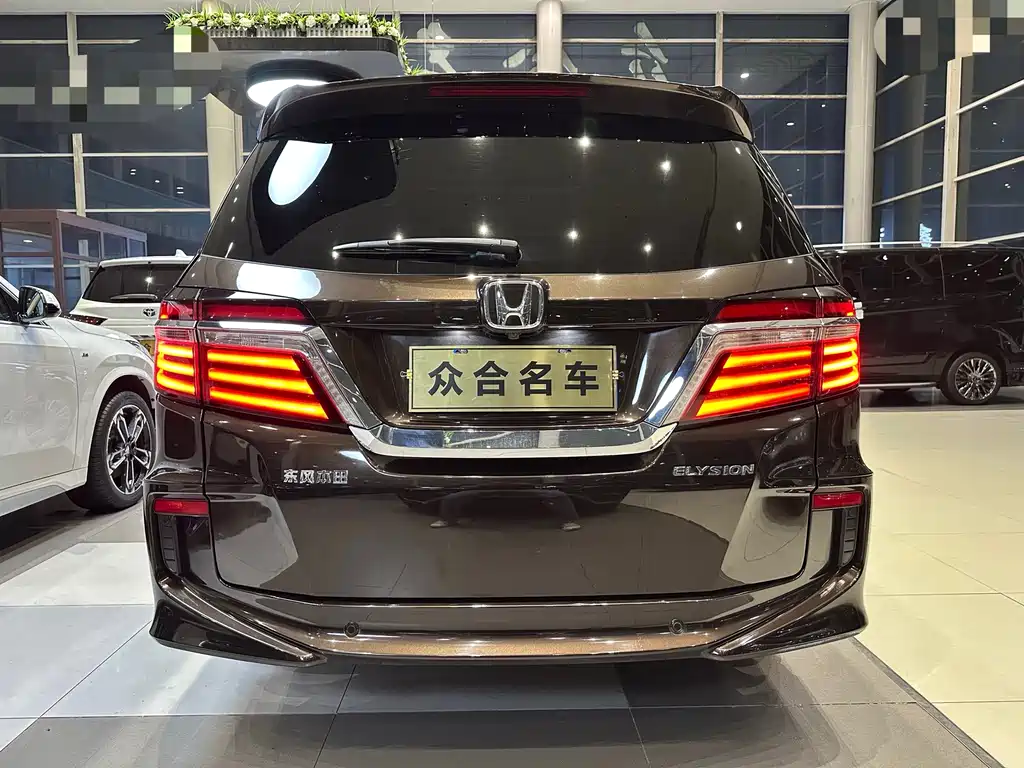 Honda Elysion — миниатюра 6