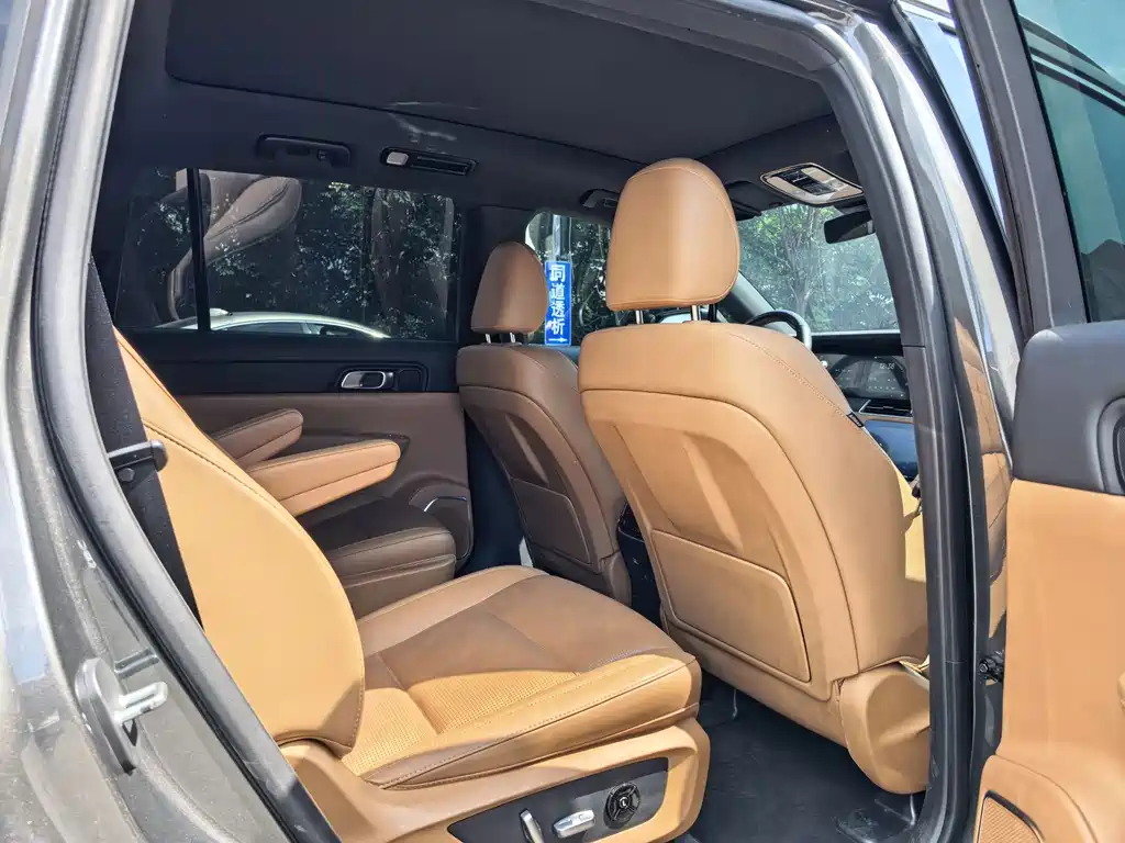 Li Auto Li ONE — миниатюра 5