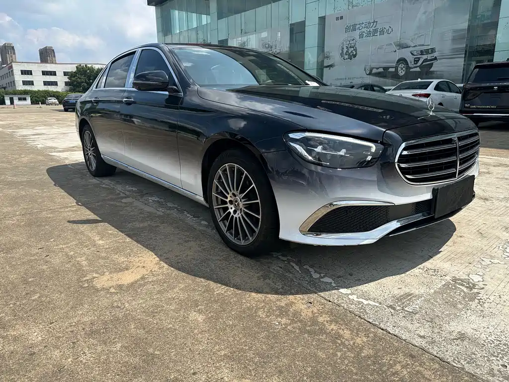 Mercedes-Benz E-Class — миниатюра 3
