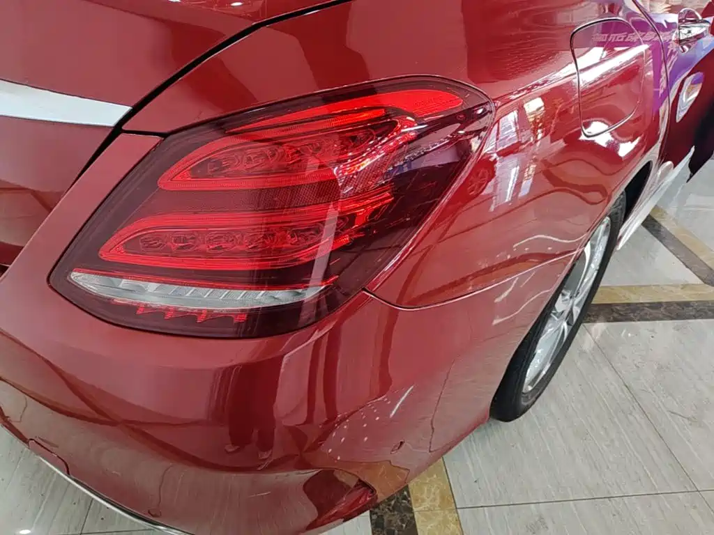 Mercedes-Benz C-Class — миниатюра 8