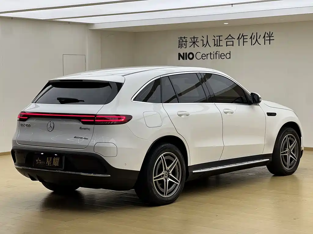 Mercedes-Benz EQC — миниатюра 20