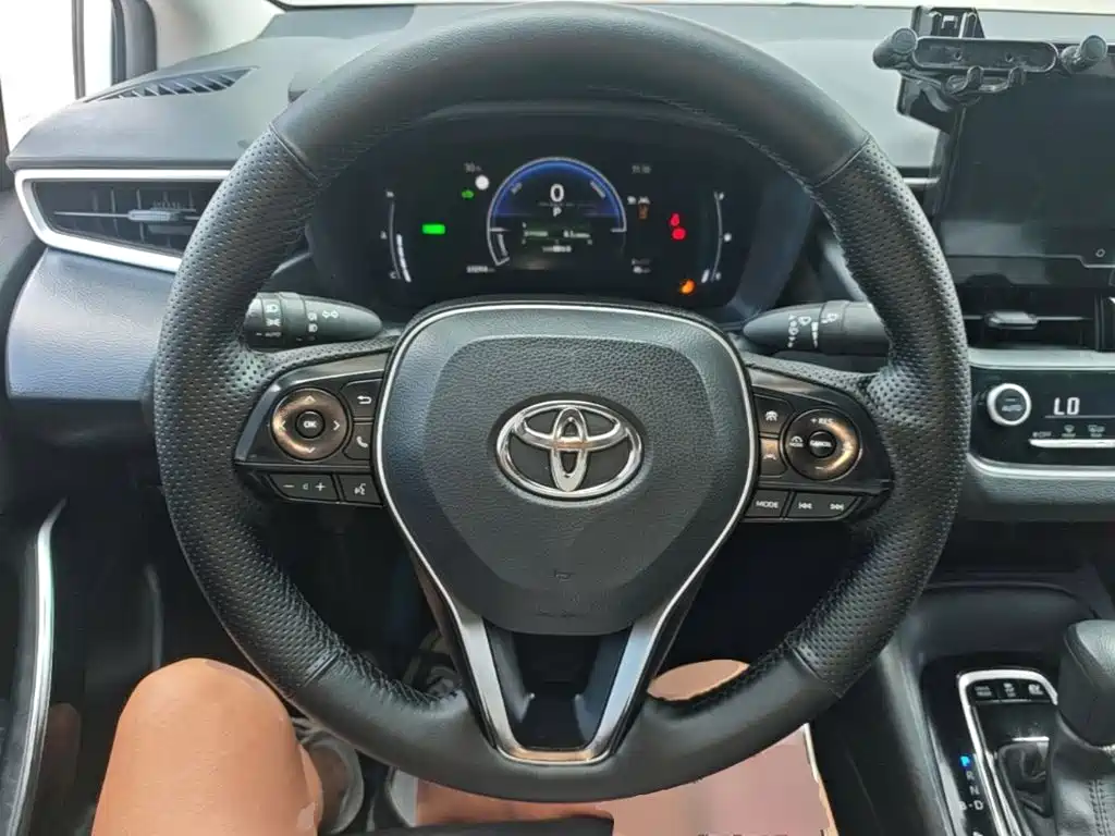 Toyota Corolla — миниатюра 11