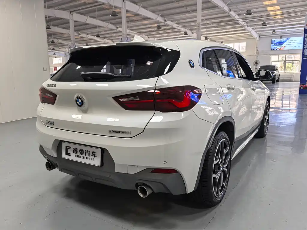 BMW X2 2021 sDrive25i Premium M