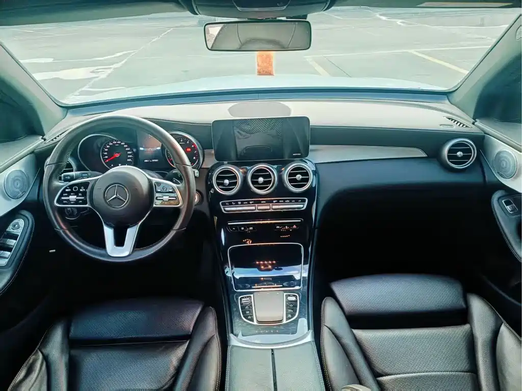 Mercedes-Benz GLA — миниатюра 6