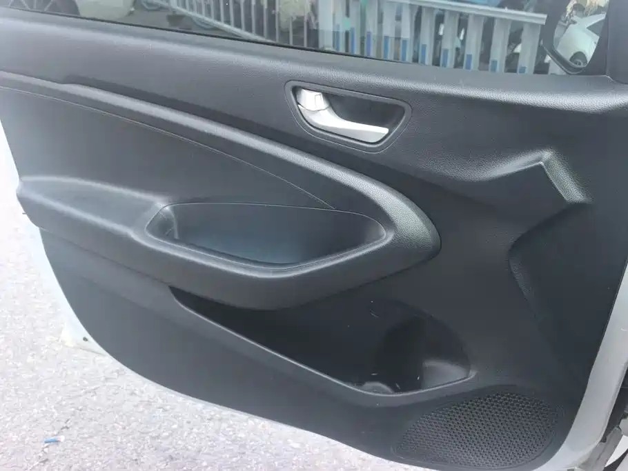 Hyundai Verna — миниатюра 7