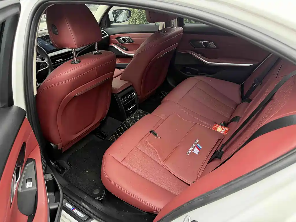 BMW 3 Series — миниатюра 8