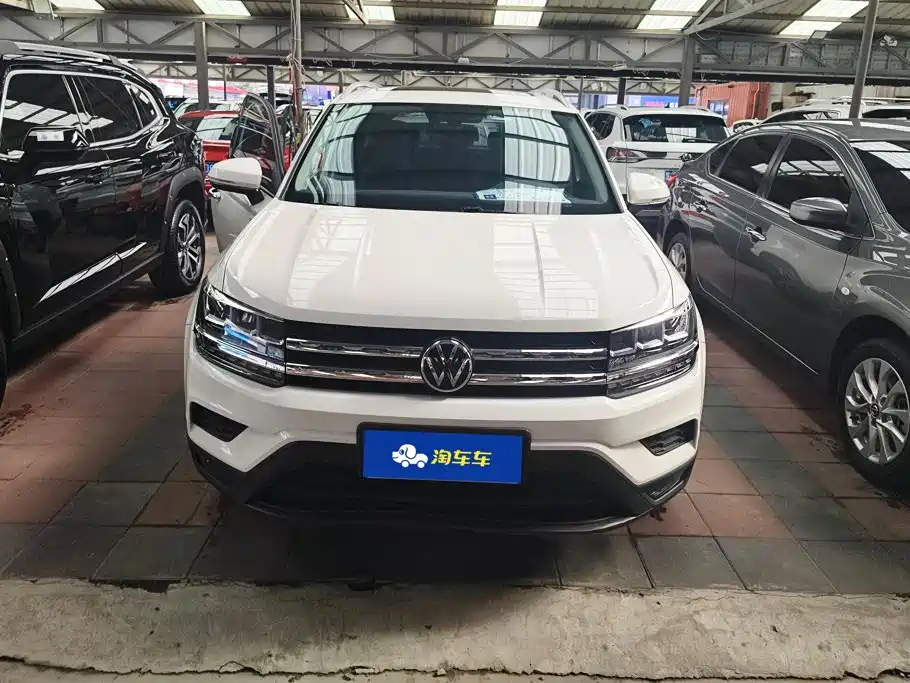 Volkswagen Tharu — миниатюра 2