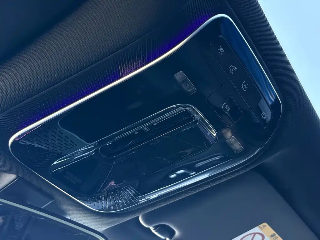 Mercedes-Benz C-Class — миниатюра 19
