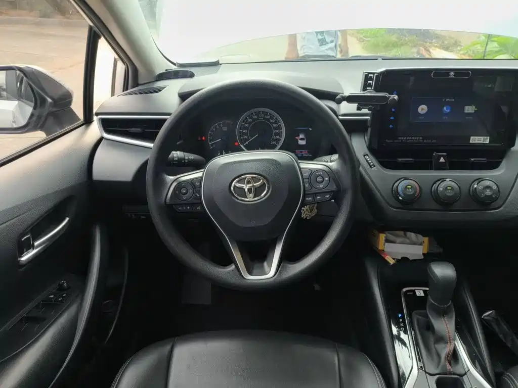 Toyota Corolla — миниатюра 6