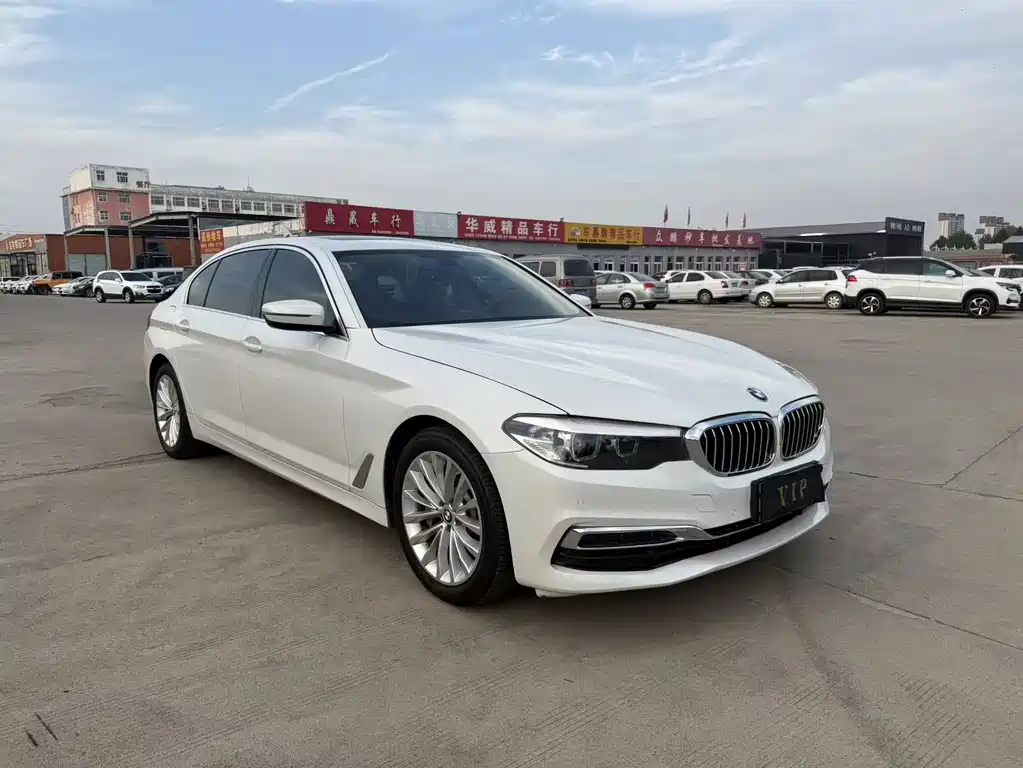 BMW 5 Series — миниатюра 3