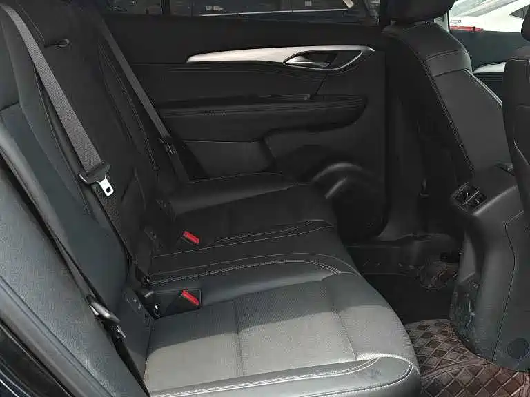 Buick Envision Plus — миниатюра 18