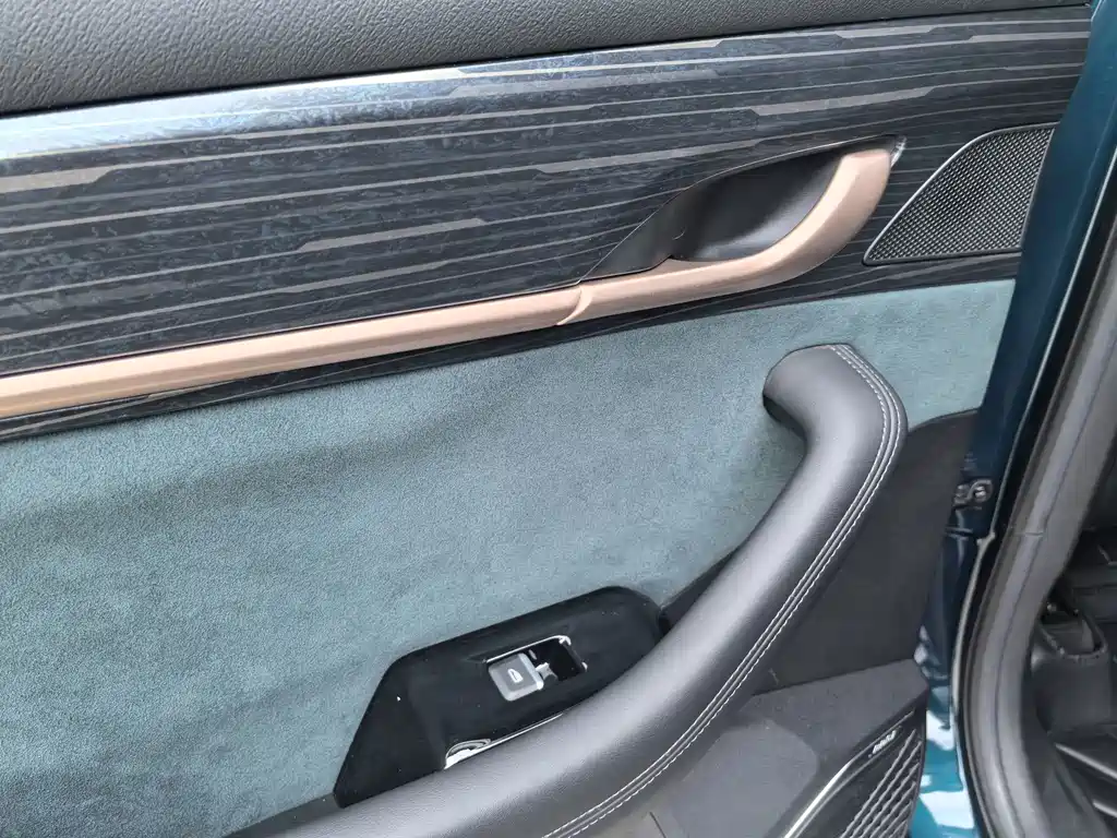 Geely Xingyue L — миниатюра 34