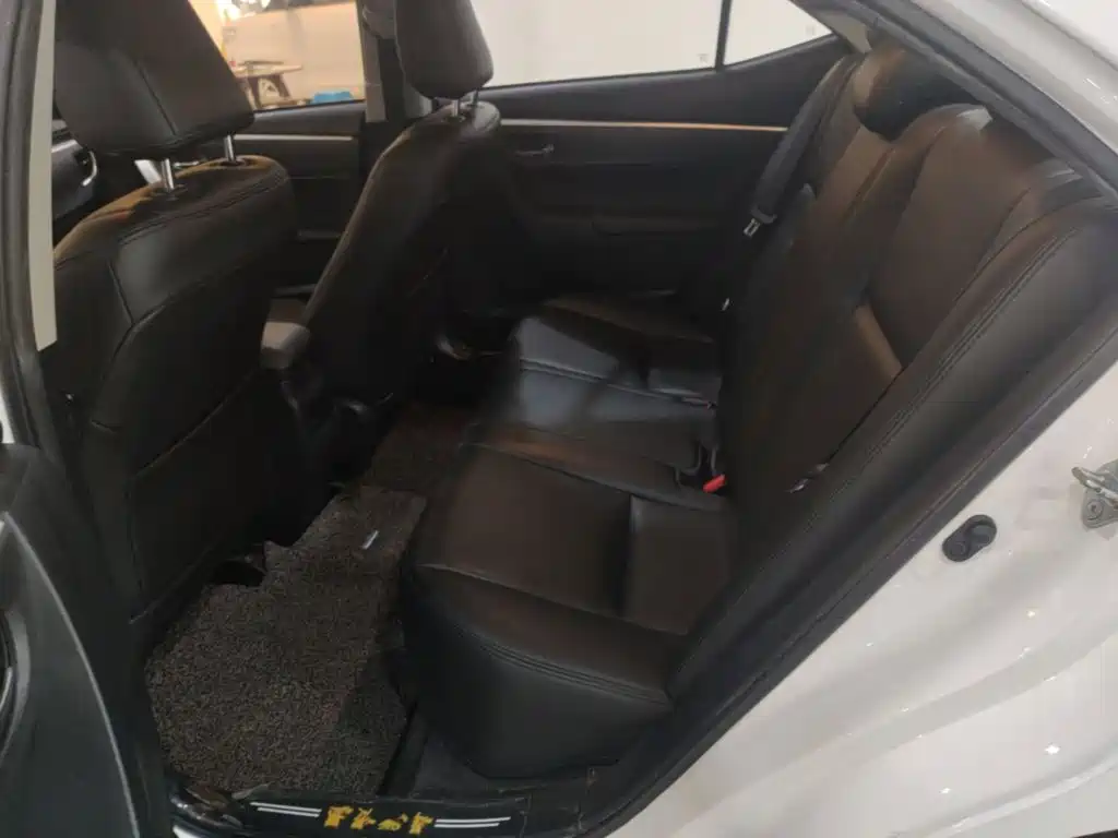 Toyota Corolla — миниатюра 13