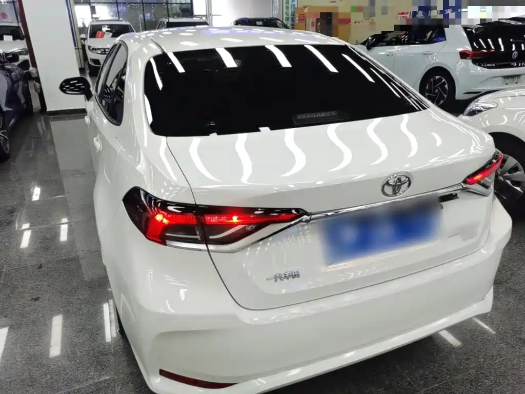 Toyota Corolla — миниатюра 5