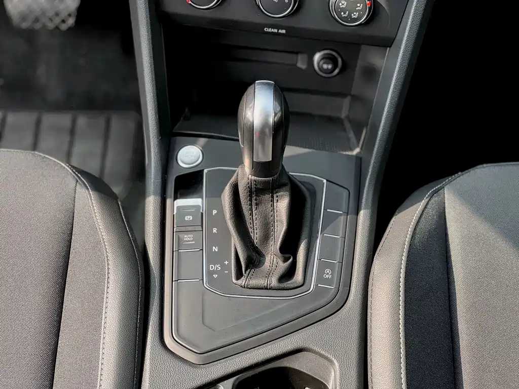 Volkswagen Tiguan L — миниатюра 9