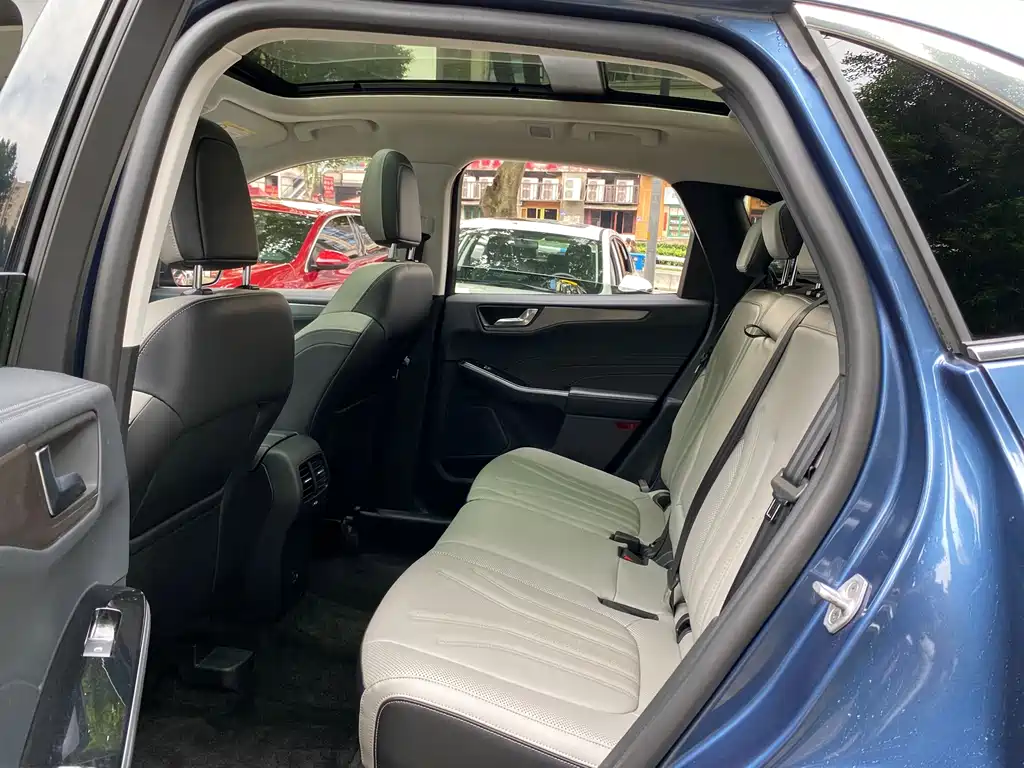 Ford Escape — миниатюра 10