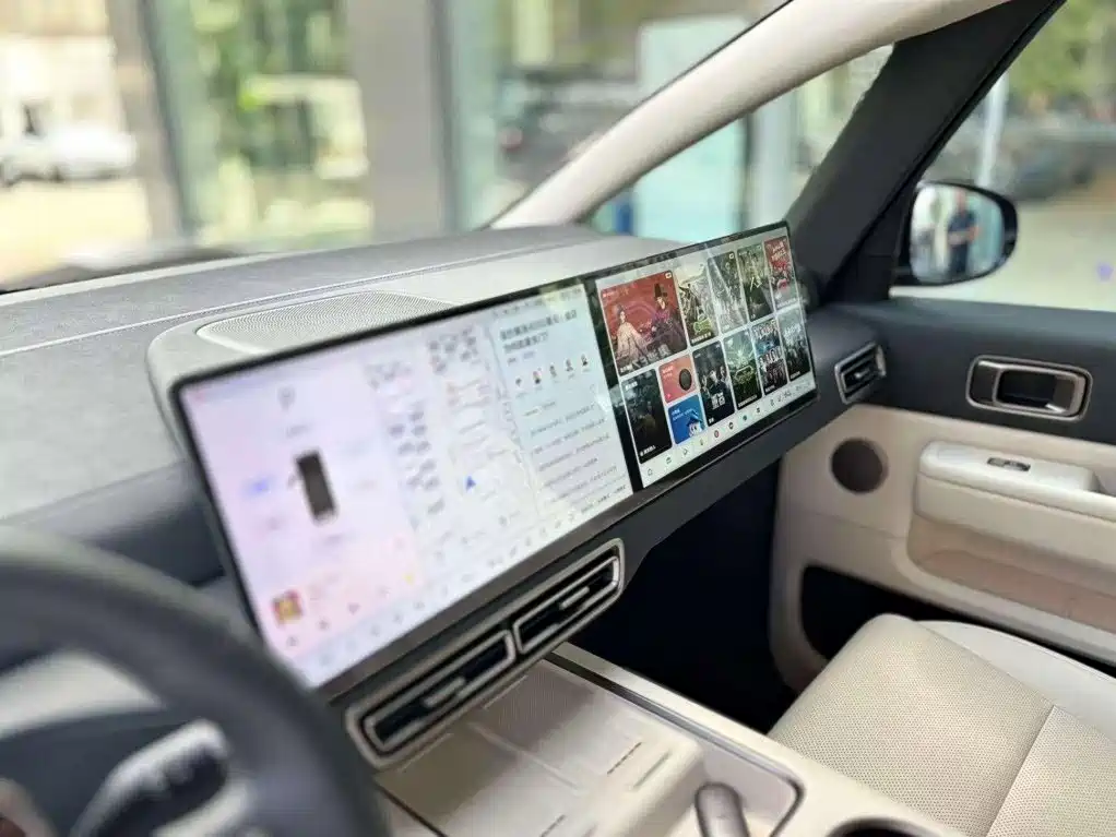 Li Auto Li MEGA — миниатюра 16
