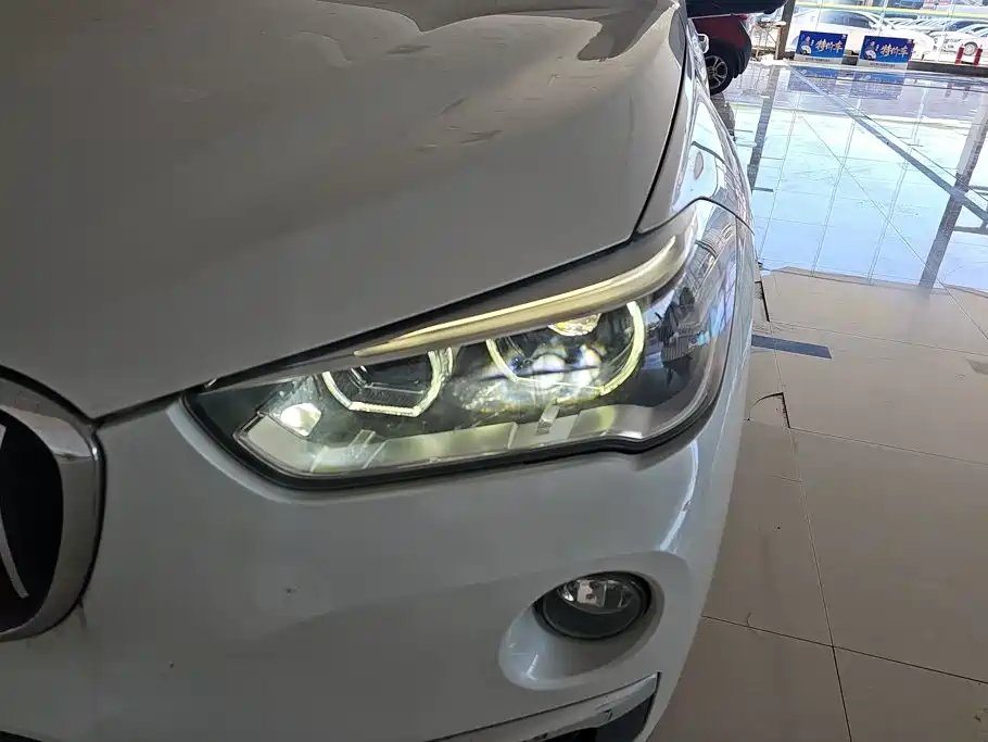 BMW X1 — миниатюра 5